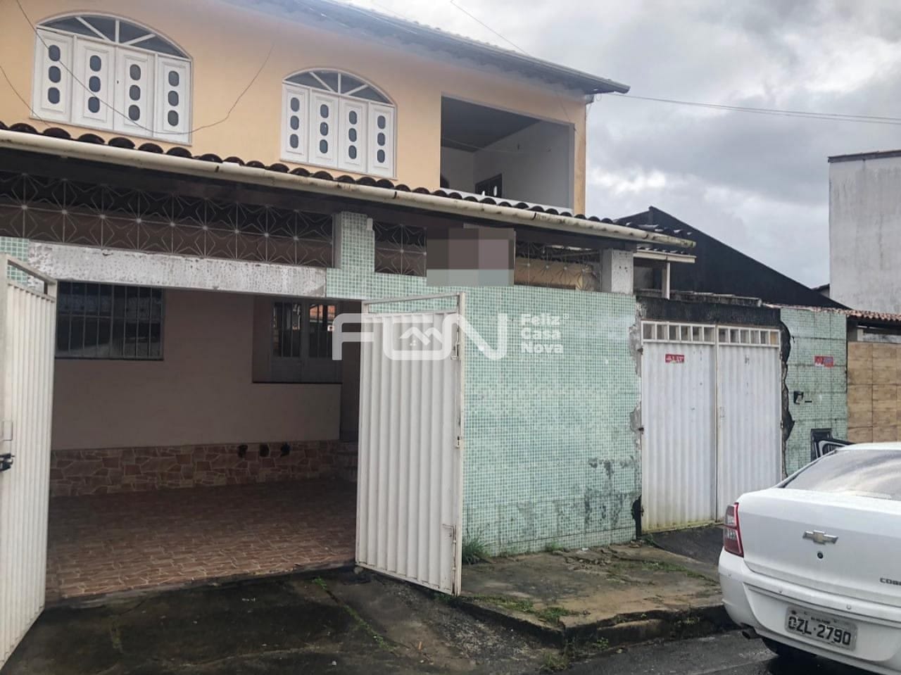 Casa à venda com 2 quartos, 140m² - Foto 2