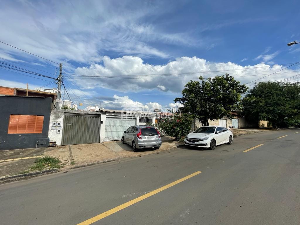 Casa, 2 quartos, 213 m² - Foto 1