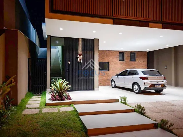 Casa com 349m² 4 quartos e 6 banheiros, à venda, no bairro Jardim Celeste em Jundiaí