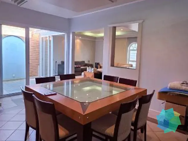 Casa com 252m² 2 quartos e 2 banheiros, à venda, no bairro Vila Teixeira em Salto