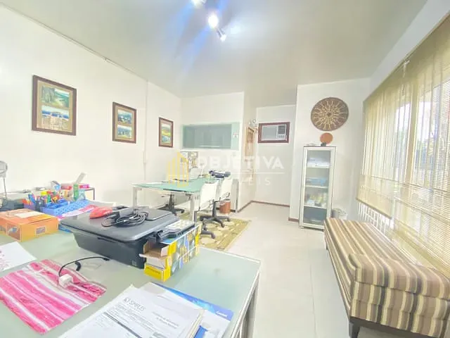 Casa com 416m² 3 quartos e 3 banheiros, à venda ou para alugar, no bairro Rondônia em Novo Hamburgo