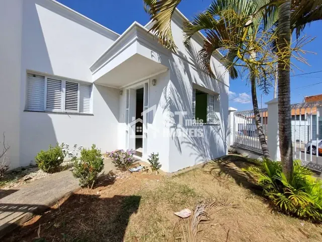 Casa com 310m² 3 quartos e 1 banheiro, à venda, no bairro Jardim Europa em Andradas