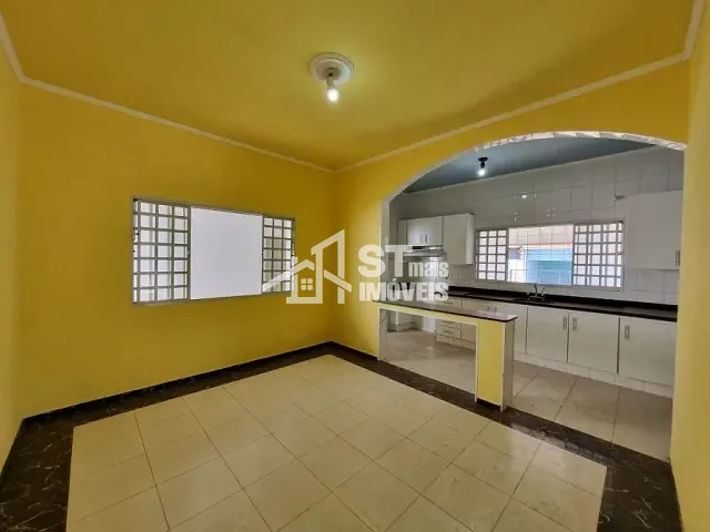 Casa com 310m² 3 quartos e 1 banheiro, à venda, no bairro Jardim Europa em Andradas