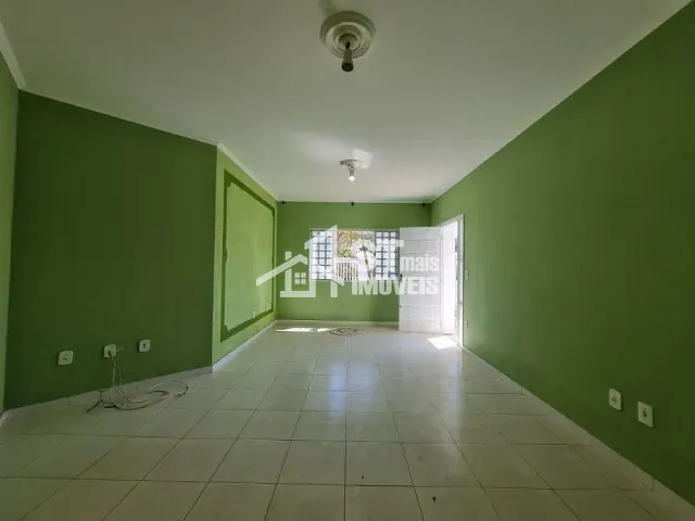 Casa com 310m² 3 quartos e 1 banheiro, à venda, no bairro Jardim Europa em Andradas