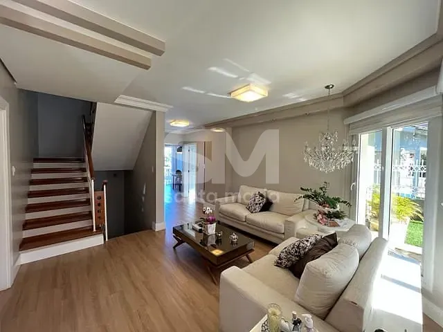 Casa com 390m² 4 quartos e 2 banheiros, à venda, no bairro Presidente Médici em Chapecó