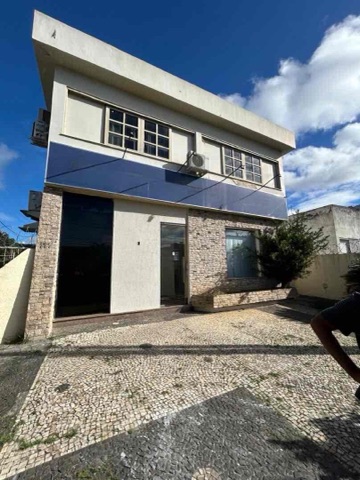 Casa com 500m² 9 quartos e 4 banheiros, à venda, no bairro Centro em Campos dos Goytacazes