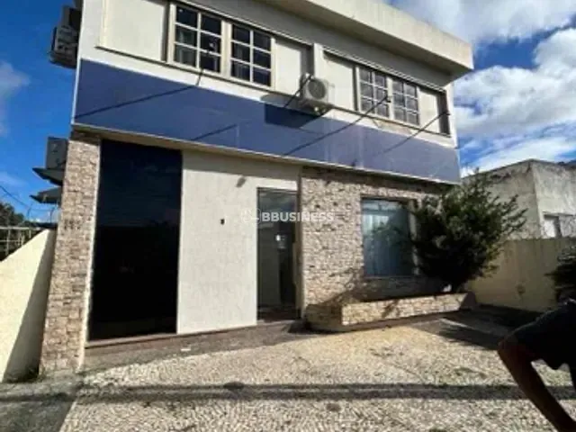 Casa com 500m² 9 quartos e 4 banheiros, à venda, no bairro Centro em Campos dos Goytacazes