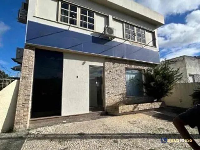 Casa com 500m² 9 quartos e 4 banheiros, à venda, no bairro Centro em Campos dos Goytacazes