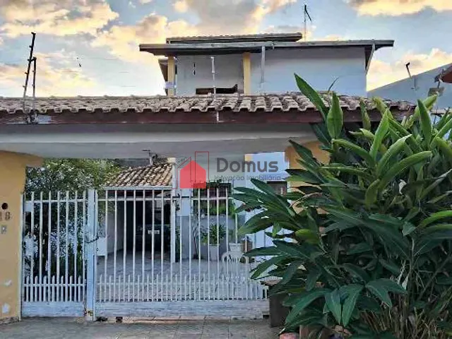 Casa com 250m² 2 quartos e 1 banheiro, à venda, no bairro Parque das Nações em Pindamonhangaba