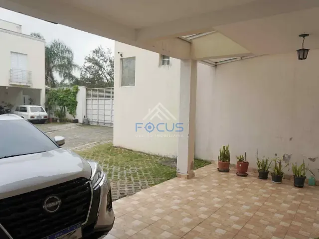 Casa 3 quartos e 3 banheiros, à venda, no bairro Parque Fernão Dias em Santana de Parnaíba