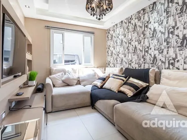 Sobrado com 226m² 4 quartos e 4 banheiros, à venda, no bairro Ronda em Ponta Grossa