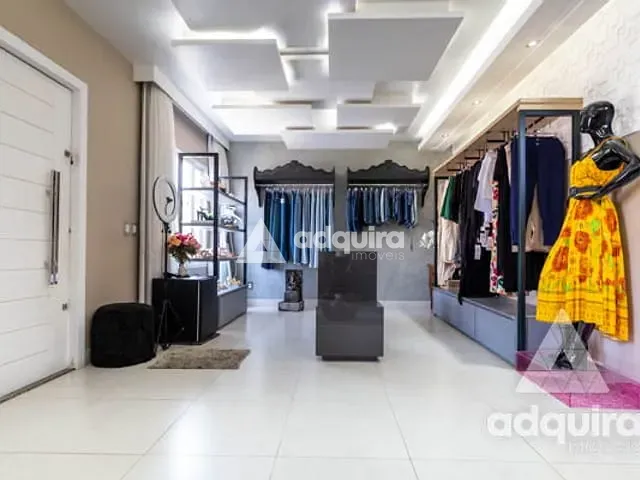 Sobrado com 226m² 4 quartos e 4 banheiros, à venda, no bairro Ronda em Ponta Grossa