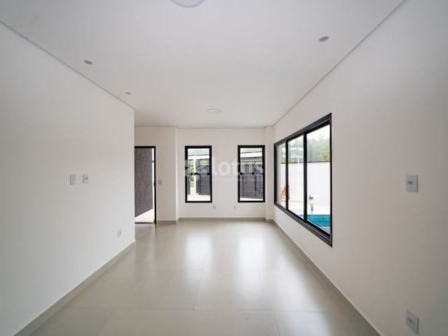 Casa com 167m² 3 quartos e 3 banheiros, à venda, no bairro Portais (Polvilho) em Cajamar
