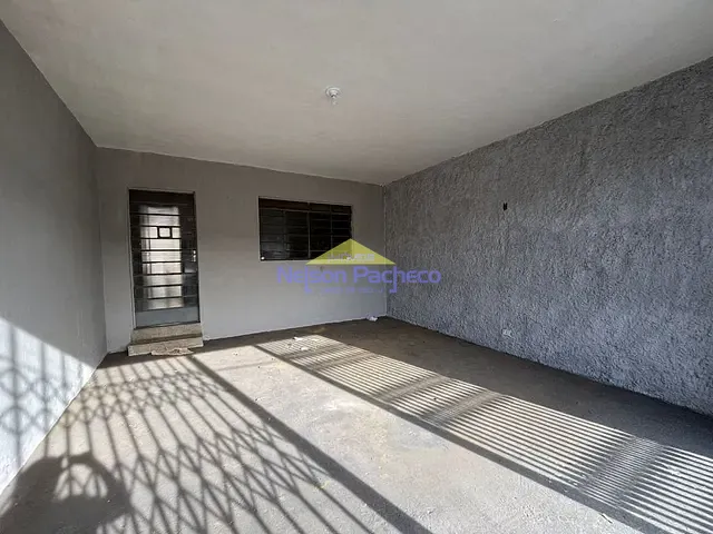 Casa com 161m² 2 quartos e 2 banheiros, à venda, no bairro Centro em Capivari