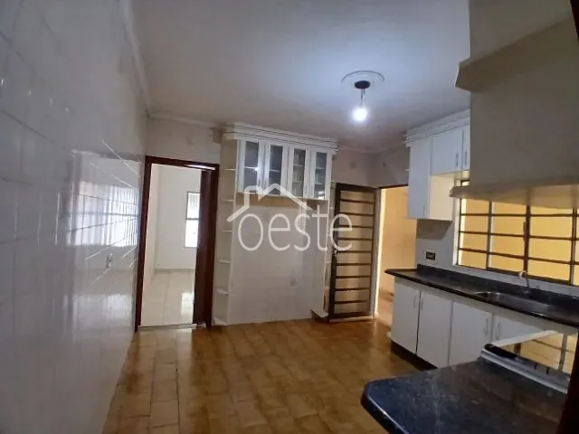Casa com 250m² 2 quartos e 2 banheiros, à venda, no bairro Residencial Parque Zabani em Santa Bárbara D'Oeste