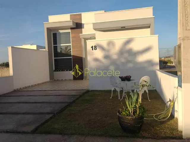 Casa com 175m² 2 quartos e 2 banheiros, à venda, no bairro Condomínio Residencial e Comercial Laguna em Pindamonhangaba