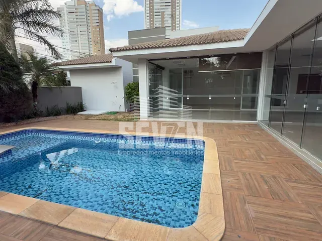Casa com 732m² 3 quartos e 4 banheiros, à venda, no bairro Residencial Villaggio III em Bauru