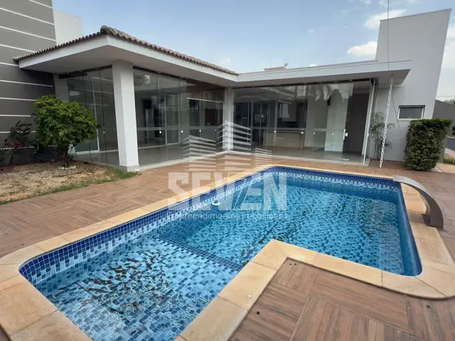 Casa com 732m² 3 quartos e 4 banheiros, à venda, no bairro Residencial Villaggio III em Bauru