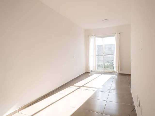 Casa 2 quartos e 1 banheiro, à venda, no bairro Três Vendas em Pelotas