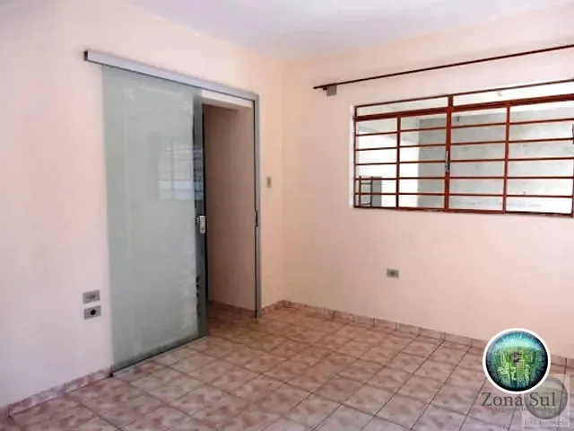 Casa com 180m² 4 quartos e 2 banheiros, à venda, no bairro Vossoroca em Votorantim