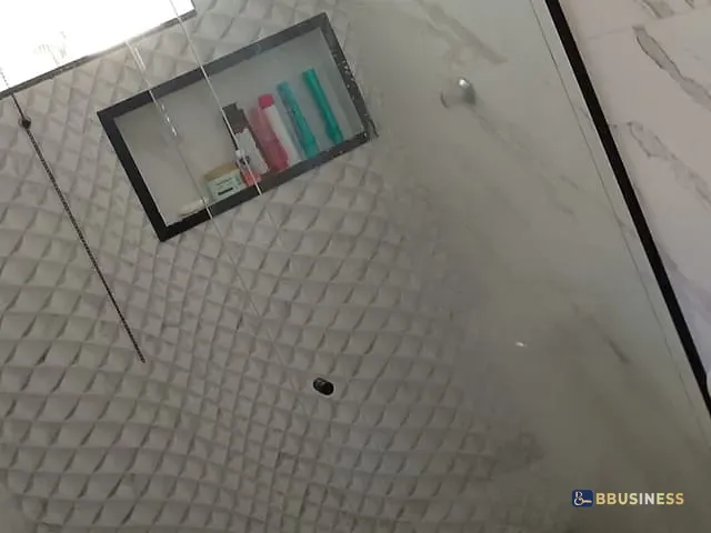 Casa 1 quarto e 1 banheiro, à venda, no bairro Parque Guarus em Campos dos Goytacazes