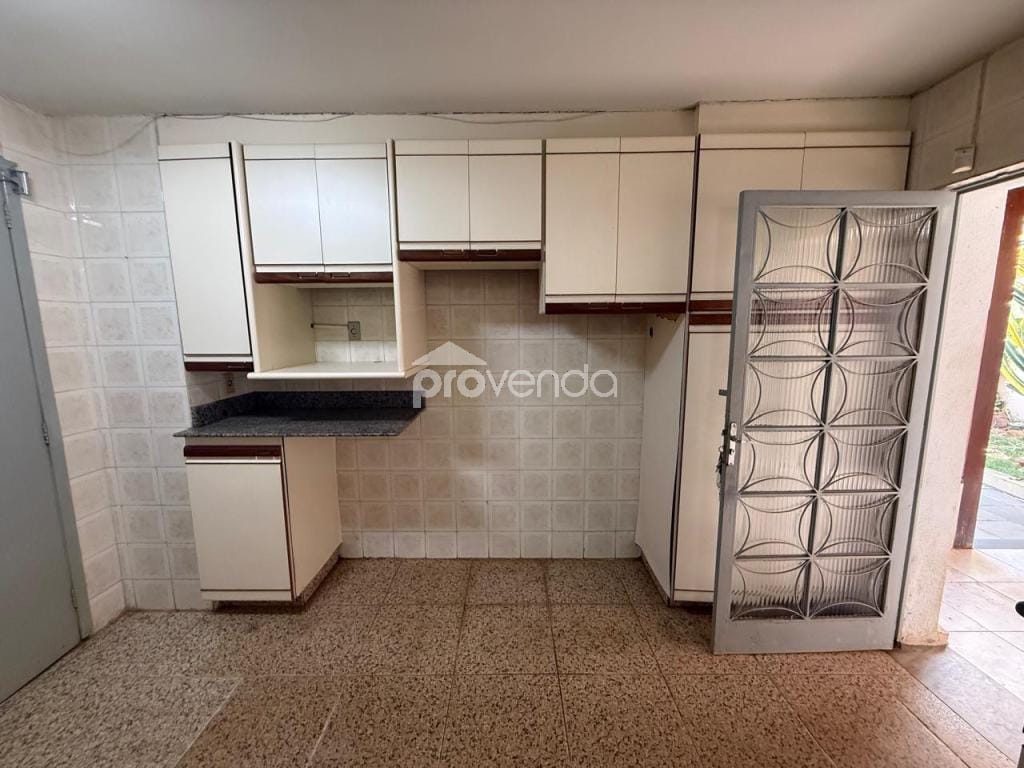 Casa, 4 quartos, 300 m² - Foto 25