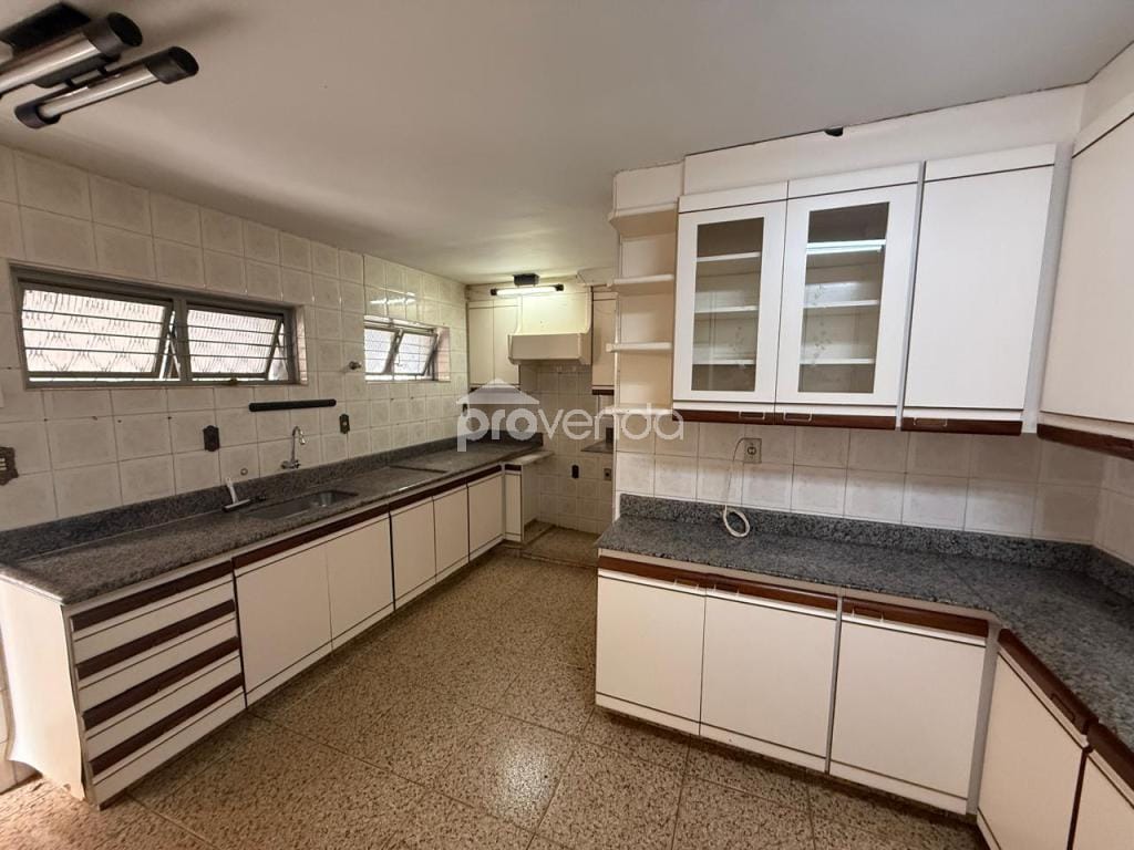 Casa, 4 quartos, 300 m² - Foto 26