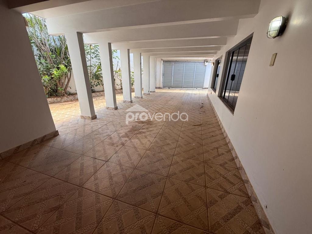 Casa, 4 quartos, 300 m² - Foto 27