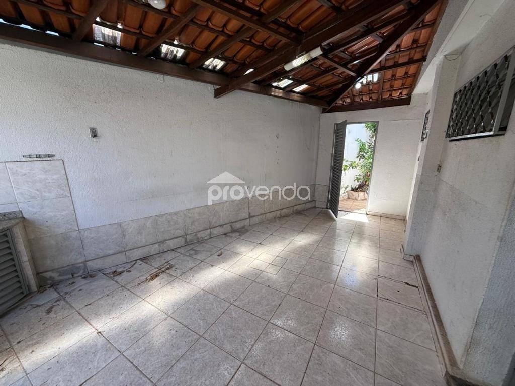 Casa, 4 quartos, 300 m² - Foto 28