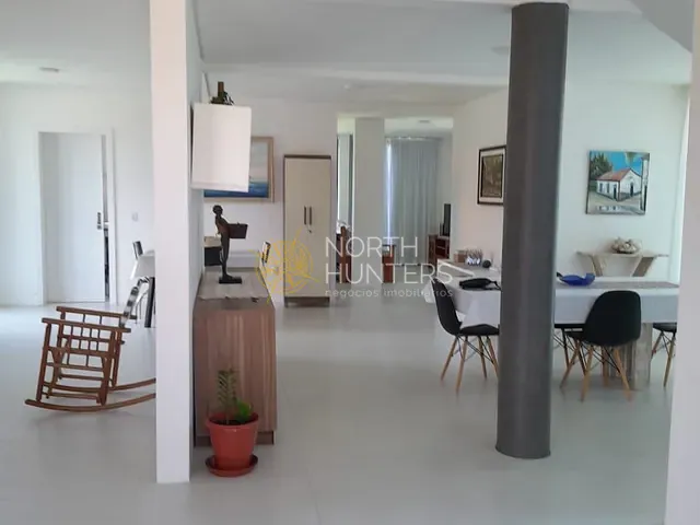 Casa 4 quartos e 5 banheiros, à venda, no bairro Ponta das Canas em Florianópolis