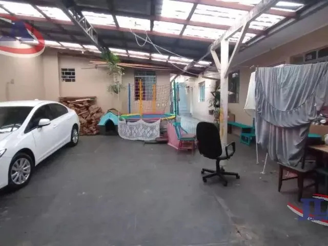 Casa com 444m² 6 quartos e 4 banheiros, à venda, no bairro Alto da Glória em Curitiba
