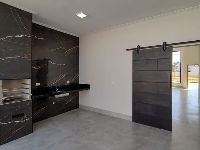 Casa com 300m² 3 quartos e 2 banheiros, à venda, no bairro Bairro do Grama em Caçapava