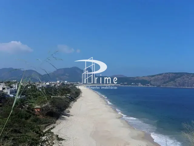 Casa com 850m² 4 quartos e 3 banheiros, à venda, no bairro Camboinhas em Niterói