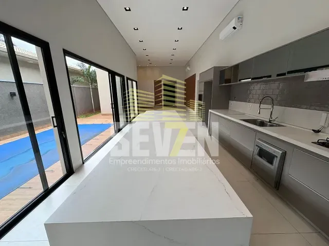 Casa com 450m² 4 quartos e 6 banheiros, à venda, no bairro Residencial Tivoli em Bauru
