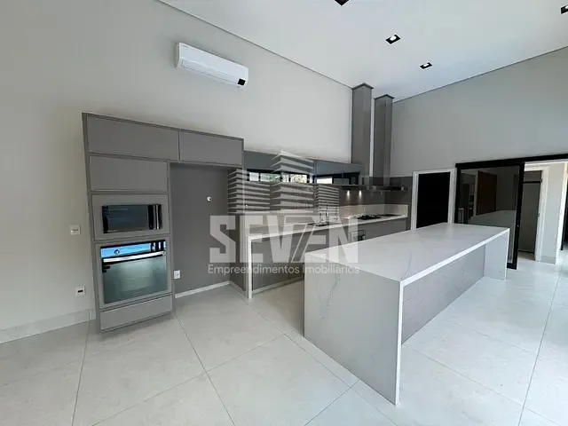 Casa com 450m² 4 quartos e 6 banheiros, à venda, no bairro Residencial Tivoli em Bauru