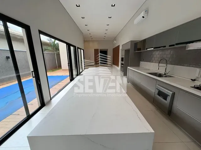 Casa com 450m² 4 quartos e 6 banheiros, à venda, no bairro Residencial Tivoli em Bauru