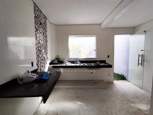 Casa com 83m² 2 quartos e 1 banheiro, à venda, no bairro Céu Azul em Belo Horizonte