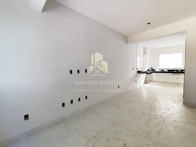 Casa com 83m² 2 quartos e 1 banheiro, à venda, no bairro Céu Azul em Belo Horizonte