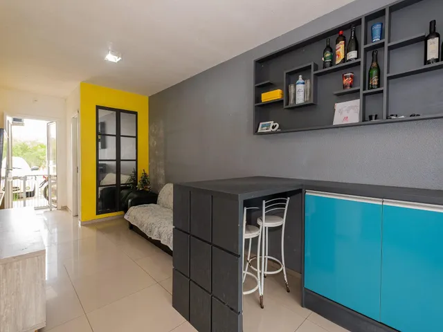 Casa 2 quartos e 1 banheiro, à venda, no bairro Areal em Pelotas