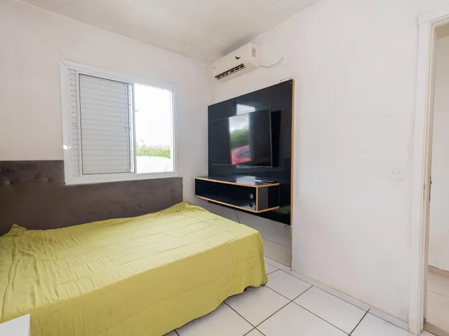 Casa 2 quartos e 1 banheiro, à venda, no bairro Areal em Pelotas