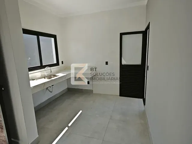 Casa com 150m² 2 quartos e 2 banheiros, à venda, no bairro Jardim Das Araras em Indaiatuba