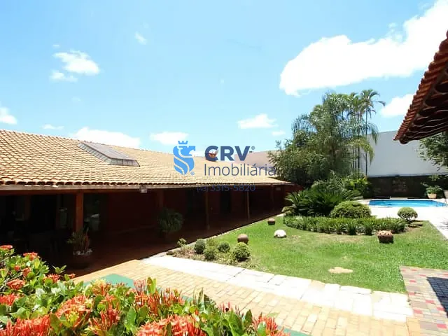 Casa com 1879m² 4 quartos e 6 banheiros, à venda, no bairro São Vicente em Londrina