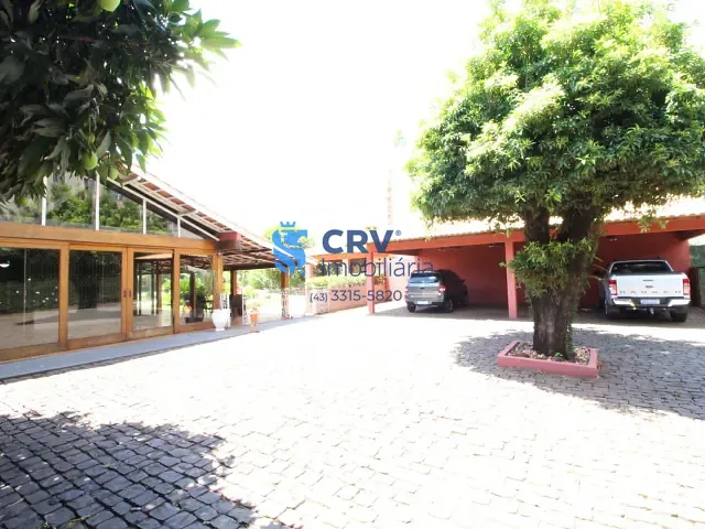 Casa com 1879m² 4 quartos e 6 banheiros, à venda, no bairro São Vicente em Londrina