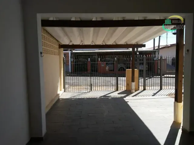 Casa com 250m² 2 quartos e 1 banheiro, à venda, no bairro Vila Anhangüera em Campinas