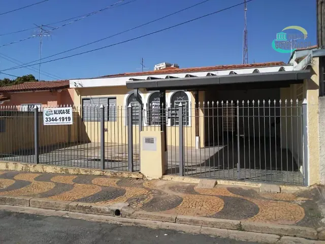 Casa com 250m² 2 quartos e 1 banheiro, à venda, no bairro Vila Anhangüera em Campinas