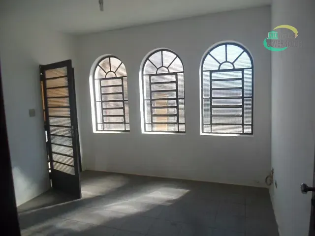 Casa com 250m² 2 quartos e 1 banheiro, à venda, no bairro Vila Anhangüera em Campinas