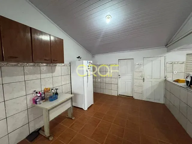 Casa com 200m² 3 quartos e 2 banheiros, à venda, no bairro Centro em Formosa