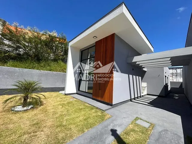 Casa 3 quartos e 1 banheiro, à venda, no bairro Bela Vista em Palhoça