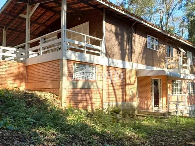 Casa com 230m² 3 quartos e 3 banheiros, à venda, no bairro Imigrantes em Concórdia