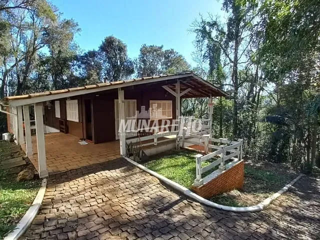 Casa com 230m² 3 quartos e 3 banheiros, à venda, no bairro Imigrantes em Concórdia